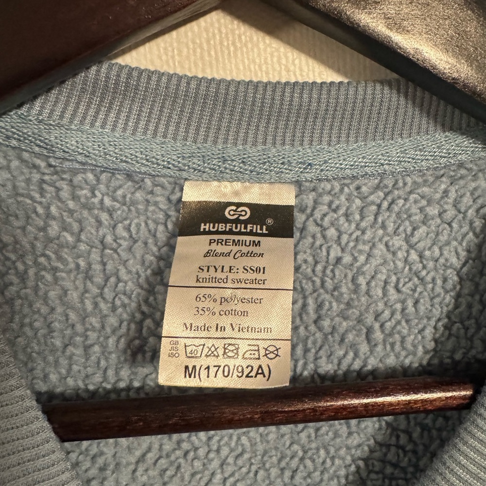 Taylor Swift 1989 Blue Crew Neck Sweater - Picture 3 of 3
